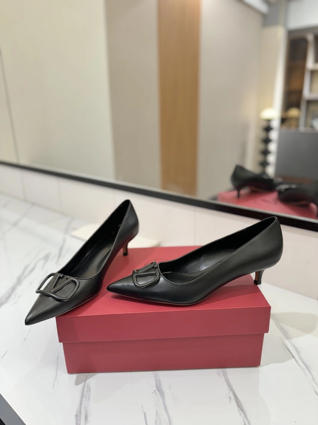 COCO-- V1859ti9o WW2S0Q63MZF0NO Heel height：4.5CM goatskin Calfskin item:E-X138C3027
